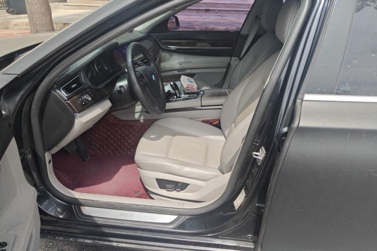 Used BMW 7 Series 2011 730Li Elegant Model Left Front Seat