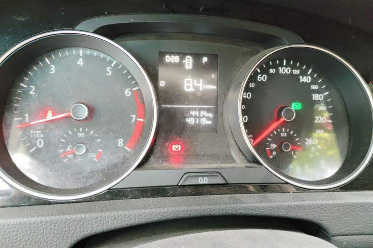 Used Volkswagen Golf 2018 1.6L Automatic Fashion Model
