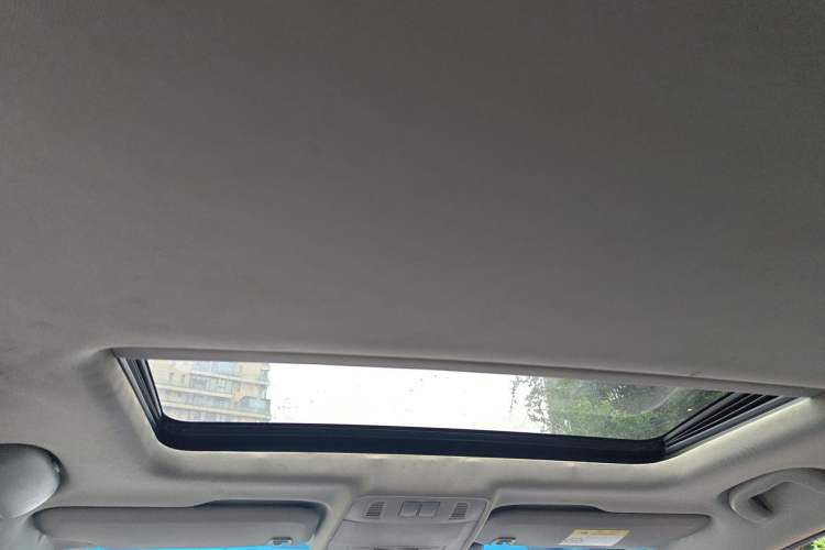 Used Buick GT 2014 XT 1.6L Automatic Fashion Edition Headliner