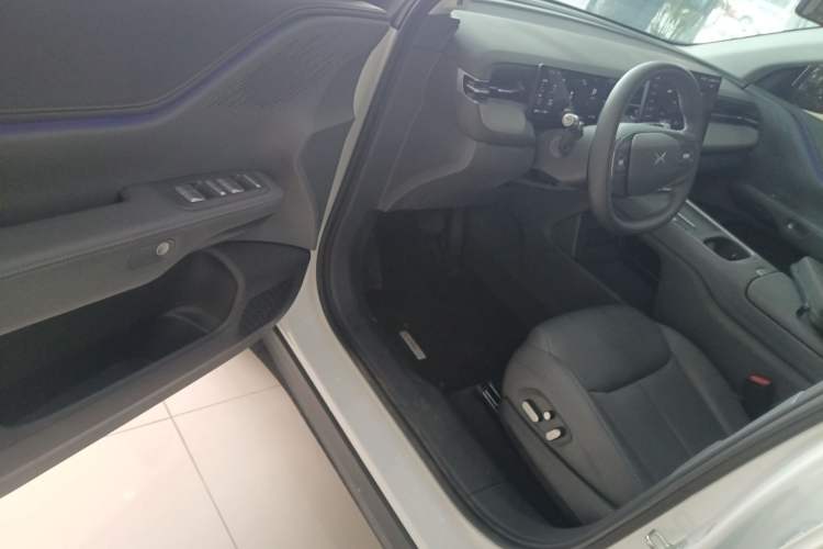 Used XPeng G6 2025 625 Long-Range Max Flagship Edition