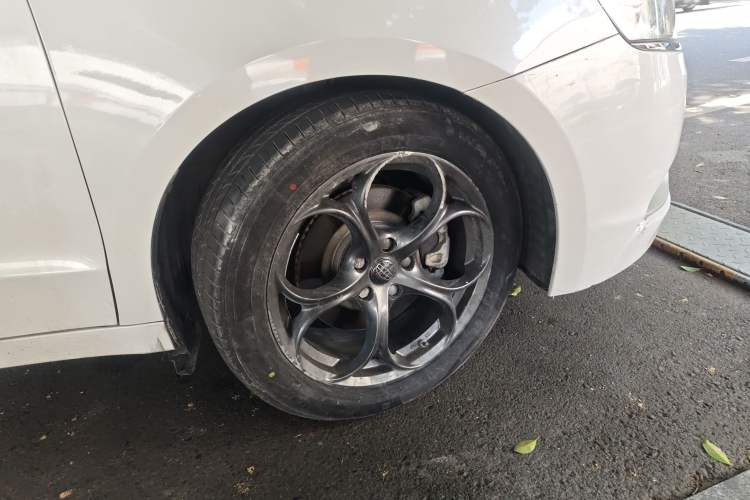 Used Geely Auto Emgrand GT 2016 2.4L Comfort Version