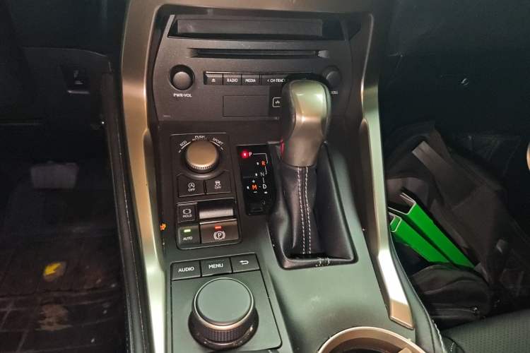 Used Lexus NX 2015 200 Front-Wheel Drive X-Trail SE Edition
