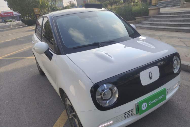 Used ORA Black Cat 2022 351 km Range Comfort Version Ternary Lithium Front Right 45 Deg