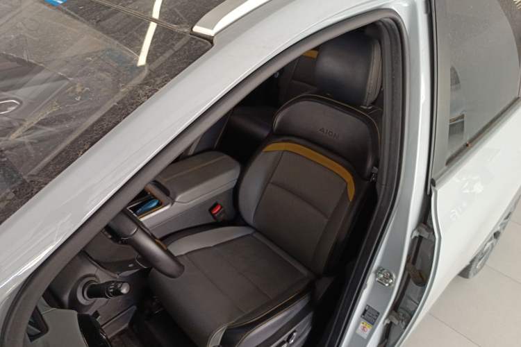 Used AION Y 2022 70 Intelligent Edition Lithium Iron Phosphate