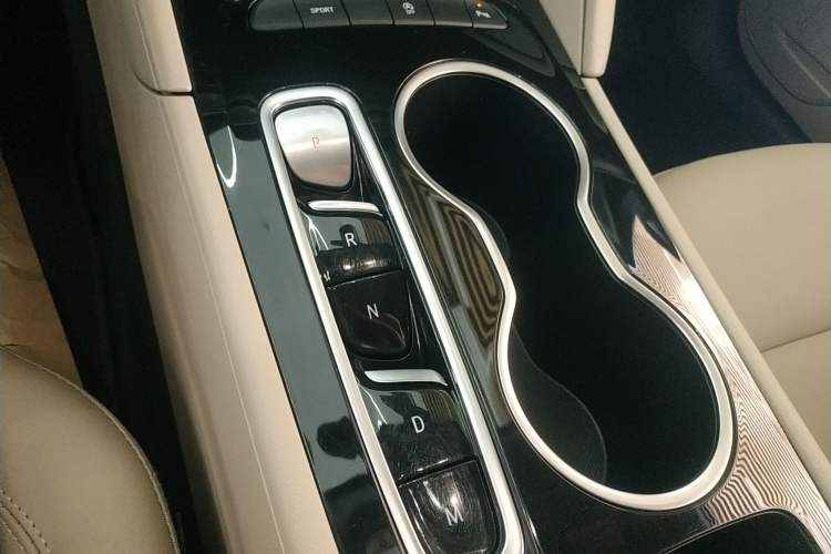 Used Buick Regal 2020 552T Elite Edition Gear Lever