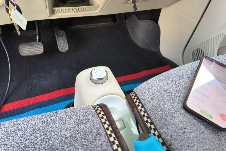 Used Wuling Hongguang MINIEV 2024 3rd Generation 215km Youth Edition Gear Lever