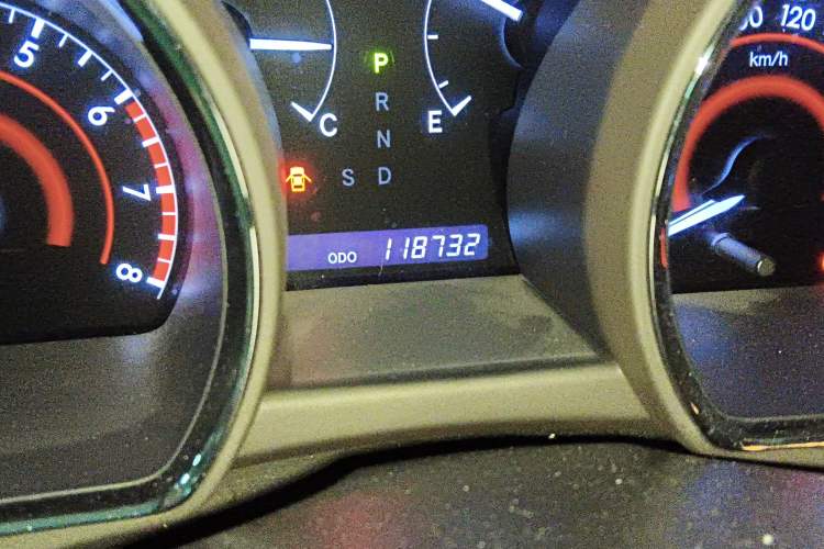 Used Toyota Highlander 2012 2.7L Two-Wheel Drive 7-Seater Luxury Edition
