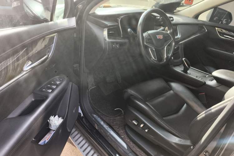 Used Cadillac XT5 2016 28T Four-Wheel Drive Luxury Model