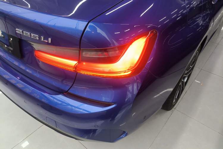 Used BMW 3 Series 2021 Restyled 325Li M Sport Package