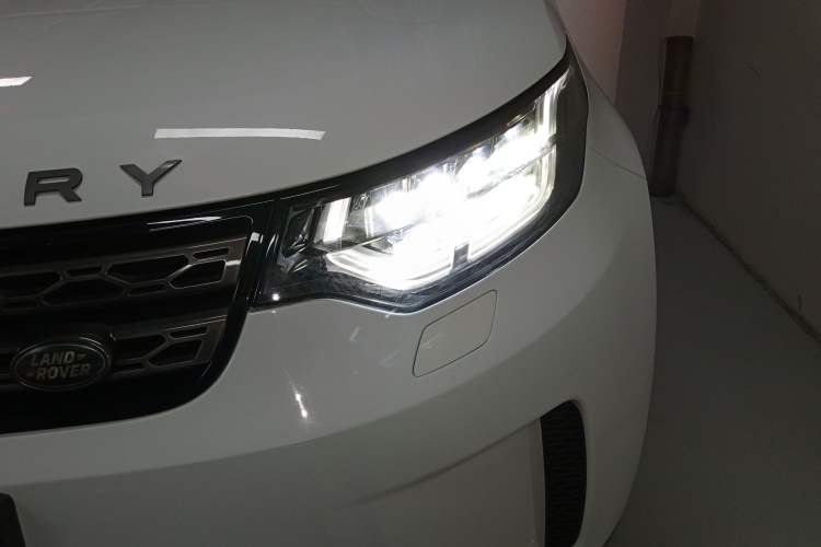 Used Land Rover Discovery 2018 3.0 SC V6 SE