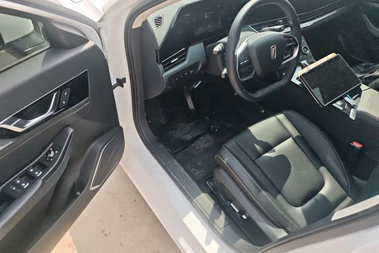 Used Bestune B70 2022 Third Generation 1.5T Automatic Enjoyment Version Driver Seat