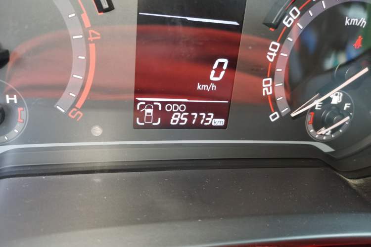 Used SAIC MAXUS T60 2017 2.8T Diesel Manual Two-Wheel Drive High-Ride Comfort Plus Long-Body Emission Standard V
