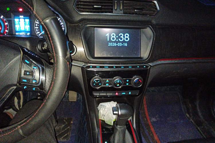 Used Haval H2 2017 Blue Label 1.5T Automatic Two-Wheel Drive Luxury Model