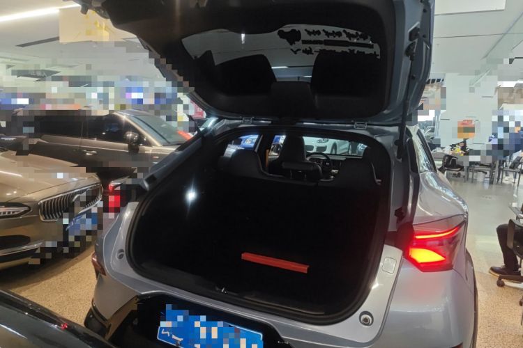 Used CHANGAN UNI-T 2022 1.5T Sport Edition Premium Version Trunk