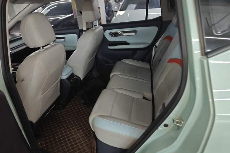 Used AION Y 2022 Plus 70 Smart Edition
