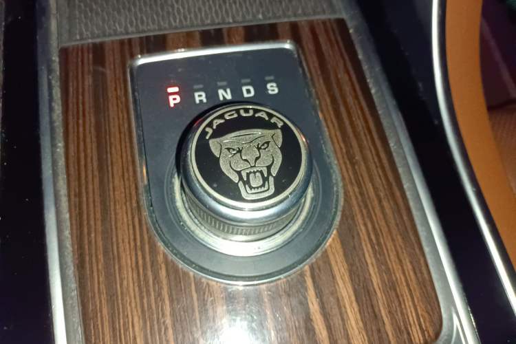 Used Jaguar XFL 2017 XFL 2.0T 240PS Luxury Edition
