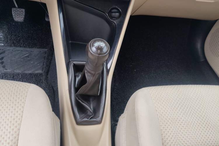 Used Toyota Vios 2014 1.3L Manual Xiang Edition Gear Lever