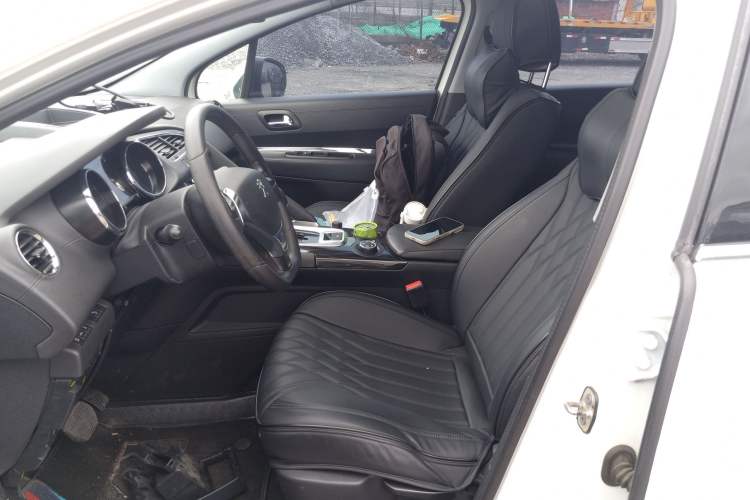 Used Peugeot 3008 2015 1.6THP Automatic Classic Edition