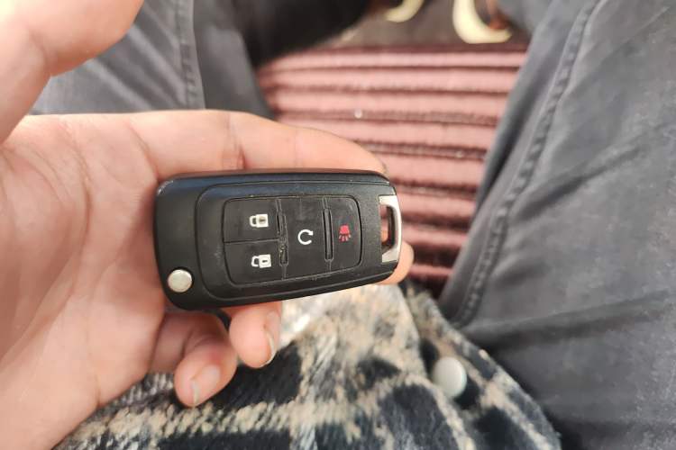 Used Buick GL8 2014 2.4L LT Luxury Business Executive Edition Vehicle Key