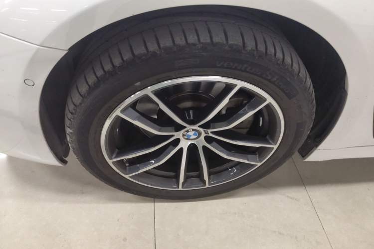 Used BMW 5 Series 2022 Second Facelift 525Li M Sport Package
