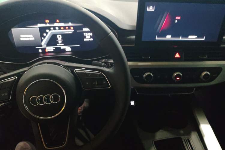 Used Audi A4L 2023 40 TFSI Fashion Dynamic Model
