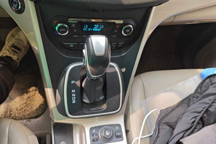 Used Ford Kuga 2013 2.0L GTDi Four-Wheel Drive Premium Model
