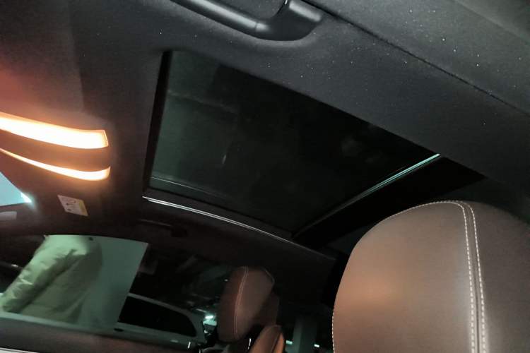 Used Mercedes-Benz E-Class 2014 E 200 Coupe