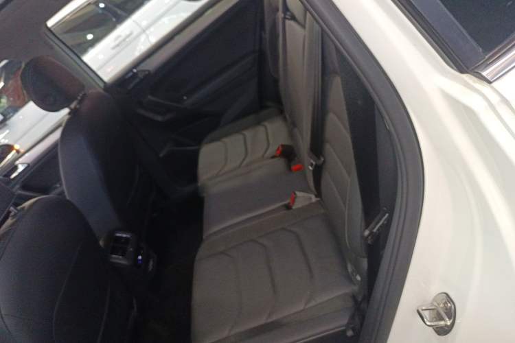 Used Volkswagen Tiguan L 2020 330TSI Automatic Two-Wheel Drive Smart Luxury Edition China VI Standard