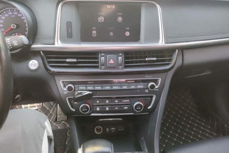 Used Kia K5 2016 1.6T Automatic LUX
