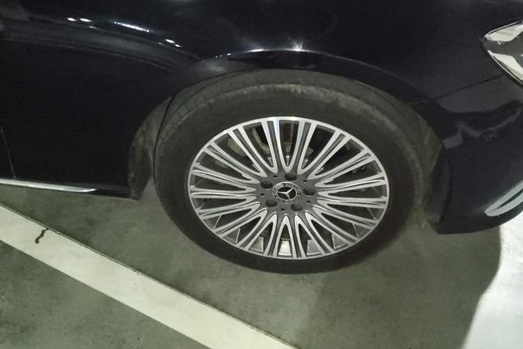 Used Mercedes-Benz E-Class 2021 E 300 L Luxury Model
