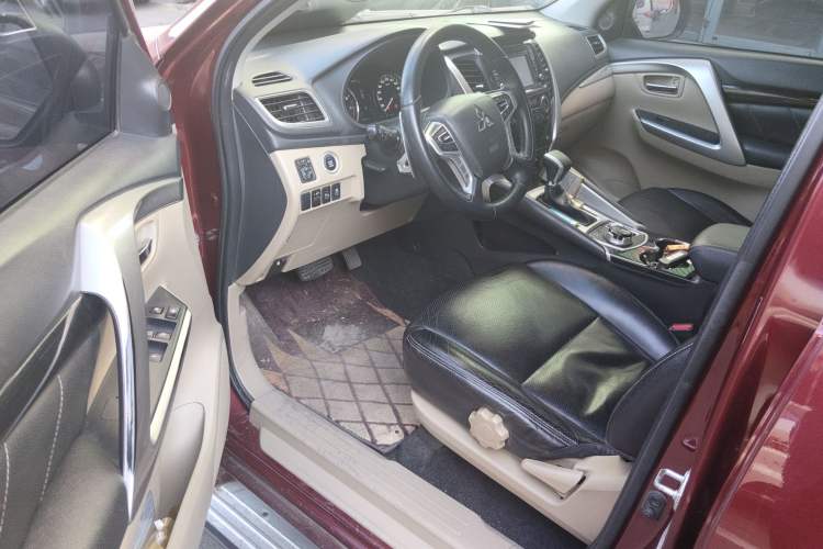 Used Mitsubishi Pajero Sport 