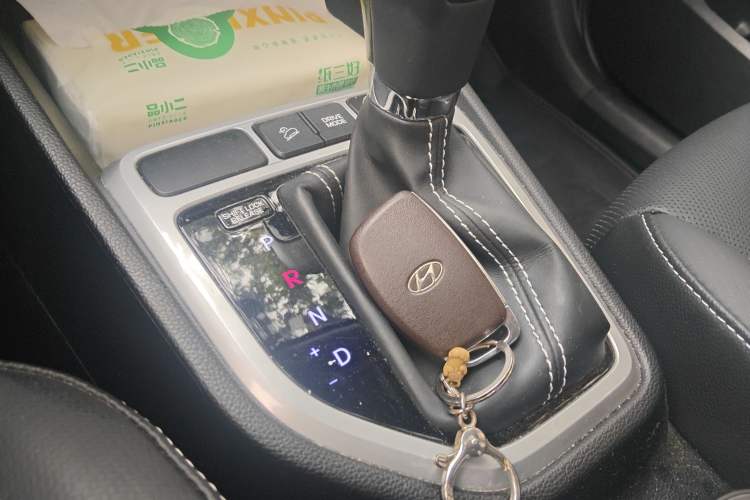 Used Hyundai ix25 2017 1.6L Automatic Smart Version Vehicle Key