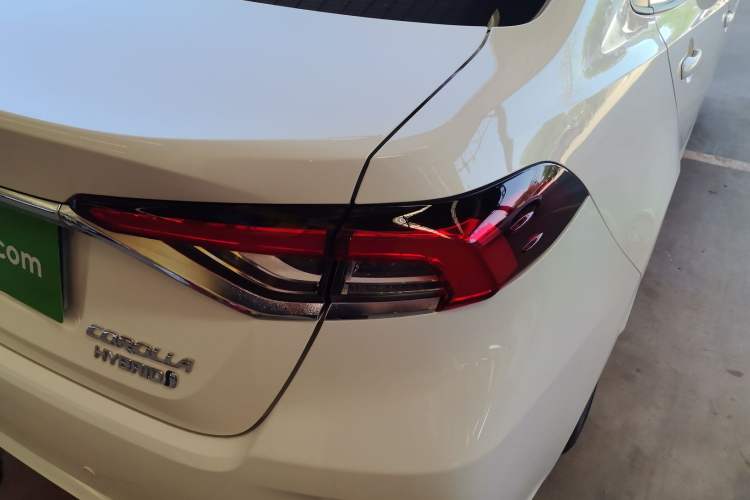 Used Toyota Corolla 2021 Dual-Engine 1.8L E-CVT Pioneer Edition Exterior 1