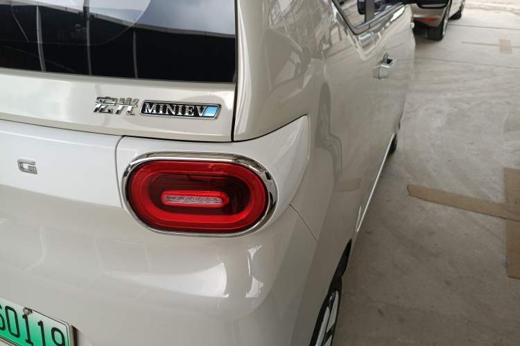 Used Wuling Hongguang MINIEV 2024 3rd Generation 215km Advanced Version
