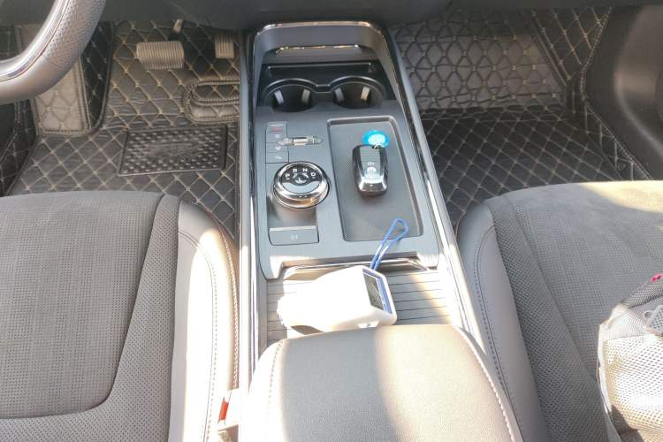 Used Ford Mondeo 2025 2.0T EcoBoost E Hybrid Sport Edition ST-Line