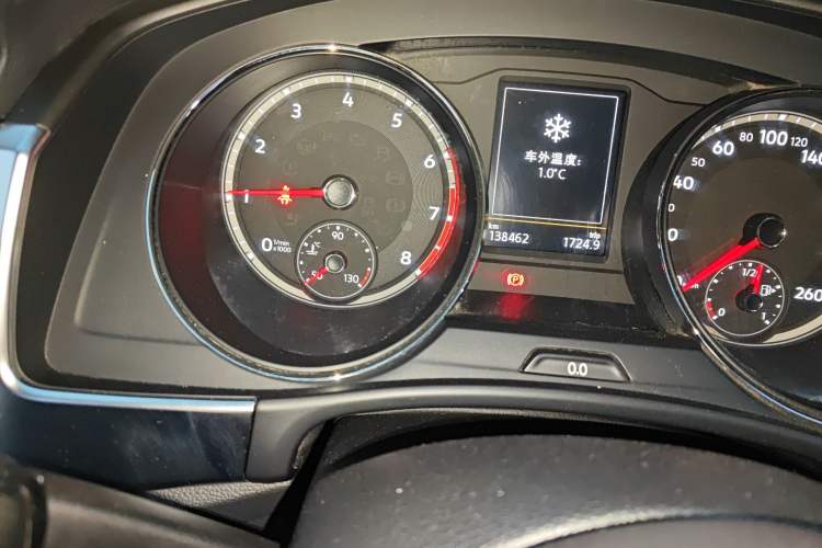 Used Volkswagen Teramont 2019 380TSI Four-Wheel Drive Luxury Version China V Standard Odometer Close Up