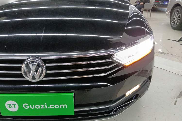 Used Volkswagen Magotan 2019 330TSI DSG Leading Model China VI Standard