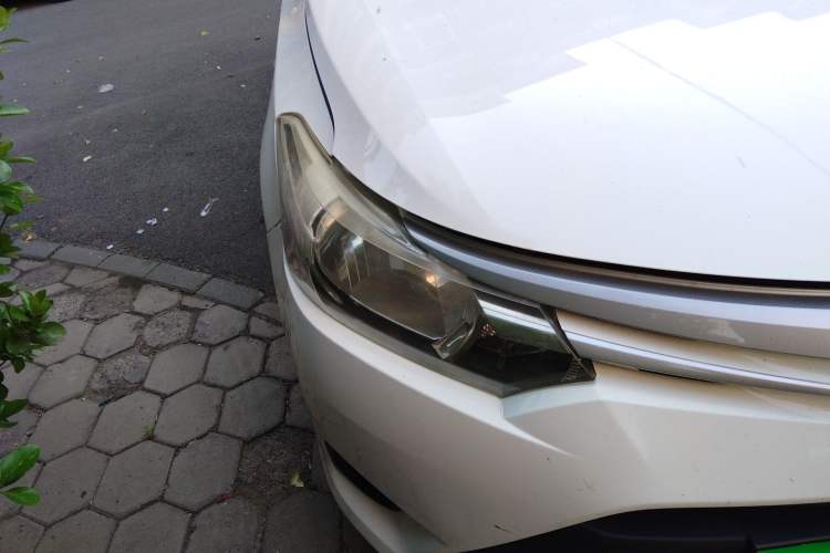 Used Toyota Vios 2014 1.3L Manual Value Edition Right Front Headlight