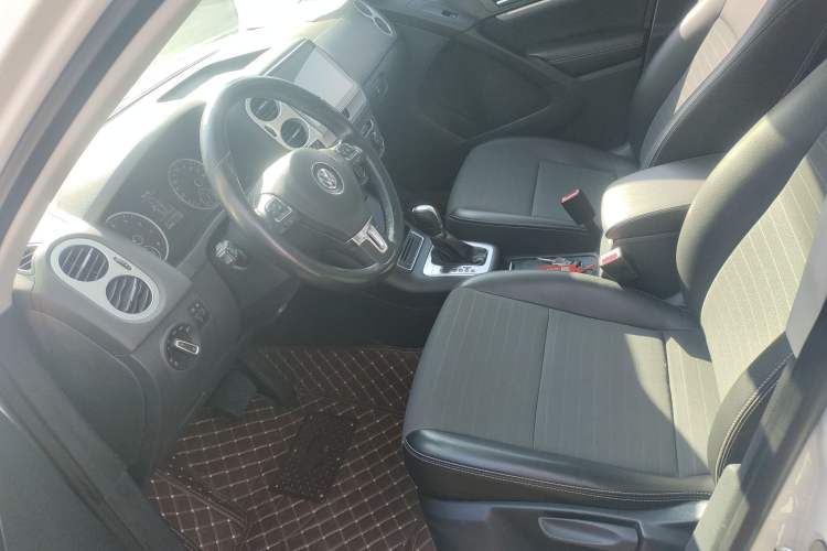 Used Volkswagen Tiguan L 2016 300TSI Automatic All-Wheel Drive Fashion Vision Edition
