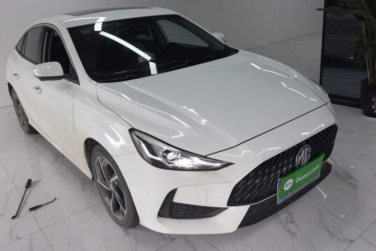 Used MG 5 2021 300TGI DCT Elegant Luxury Edition Front Right 45 Deg