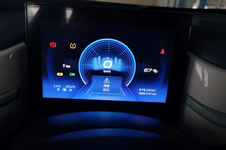 Used Dongfeng NAMMI BOX 2022 Chasing Wind Edition 351 km Advanced Model