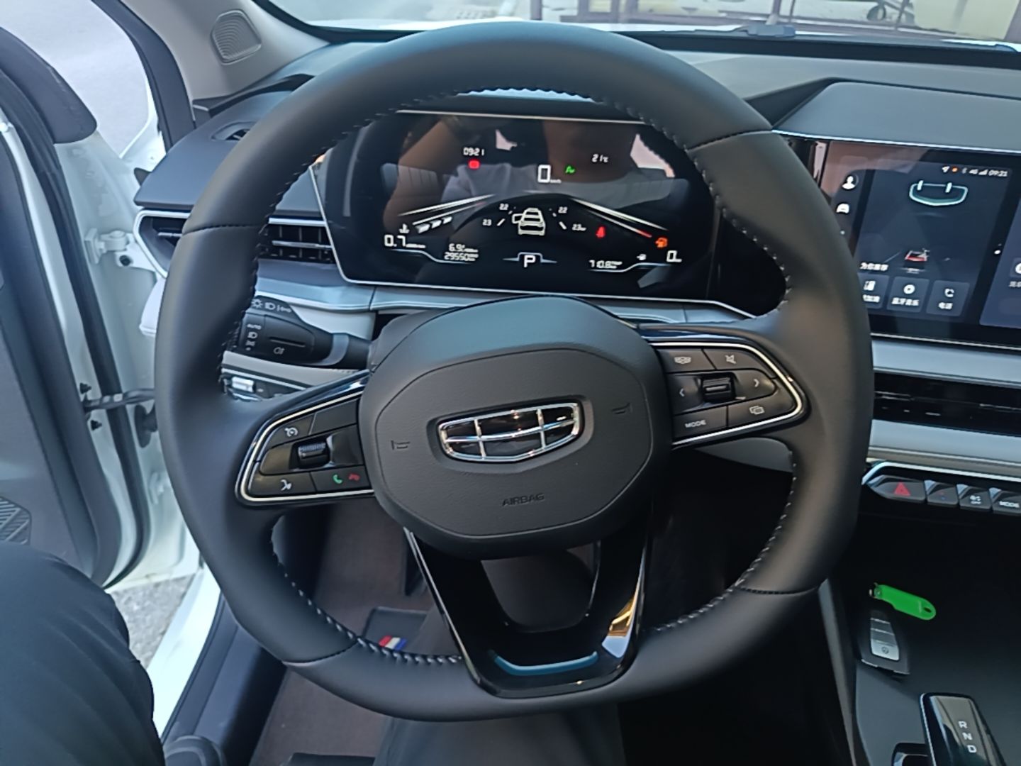 Geely Auto Binray 2024 Binrui COOL 1.5T DCT Champion Edition — снимка 13