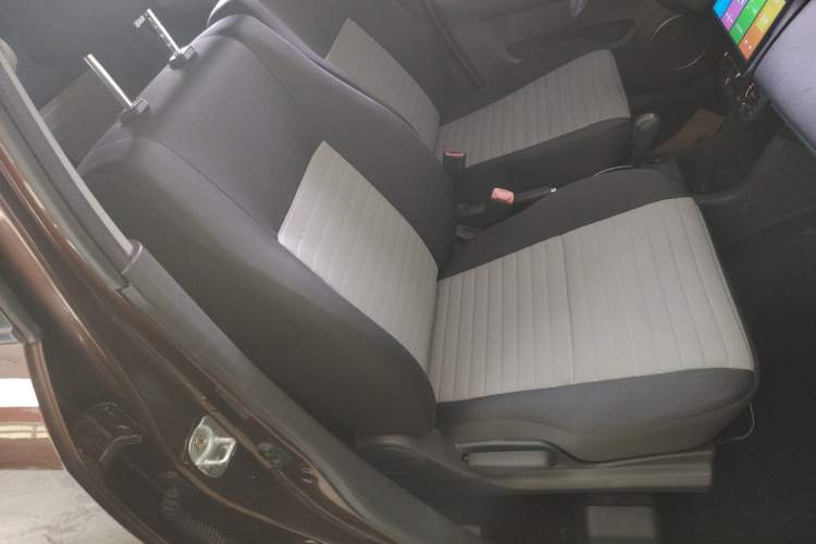 Used Suzuki Swift 2014 1.5L Automatic Fashion Edition