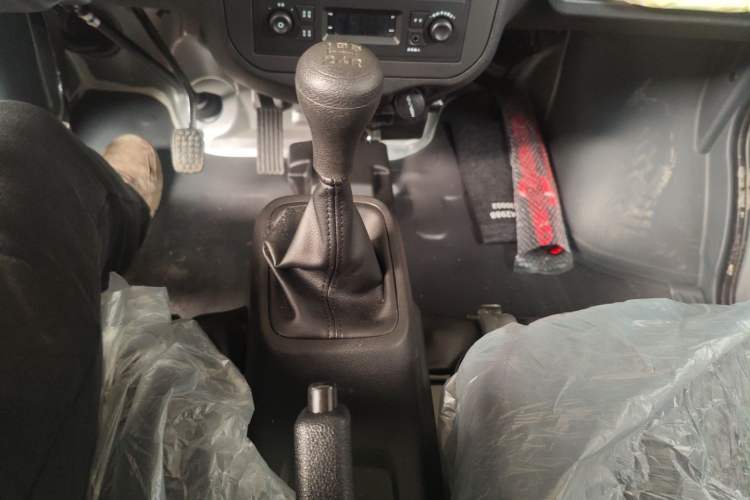 Used Wuling Zhiguang 2023 1.5L Practical Version 5/7 Seats
