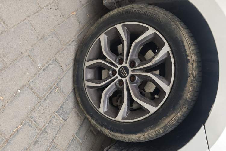 Used Geely Auto Emgrand GT 2016 1.8T Comfort Model
