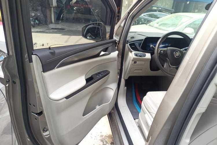 Used Buick GL8 2023 ES Lu Zun Comfort Model
