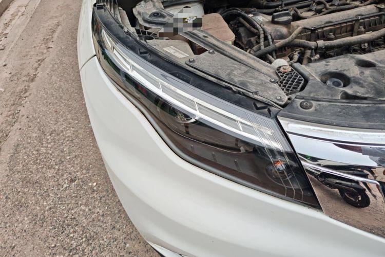 Used Qoros 5 2017 1.6T Automatic Leading Model
