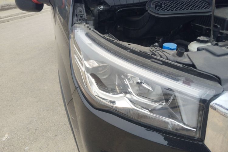 Used SAIC MAXUS Xintu V90 2024 ZhiJie 2.0T Automatic Front-Drive Long-Wheelbase High-Roof Model with Single Rear Tire 6/7 Seats