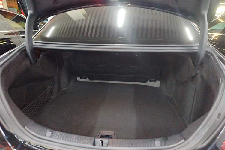 Used Mercedes-Benz E-Class 2020 Restyled E 300 L Sporty and Stylish Edition
