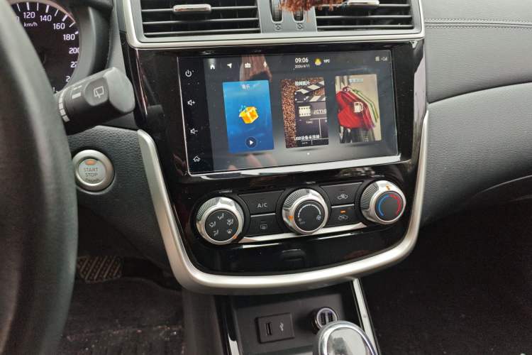 Used Nissan Tiida 2021 1.6L CVT Smart Drive Edition Audio And AC Panel